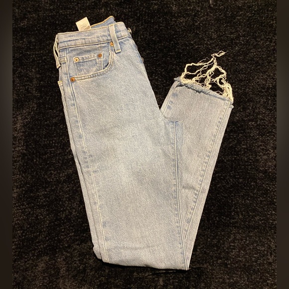 Levi 501 Women’s Skinny Jeans - Picture 8 of 12